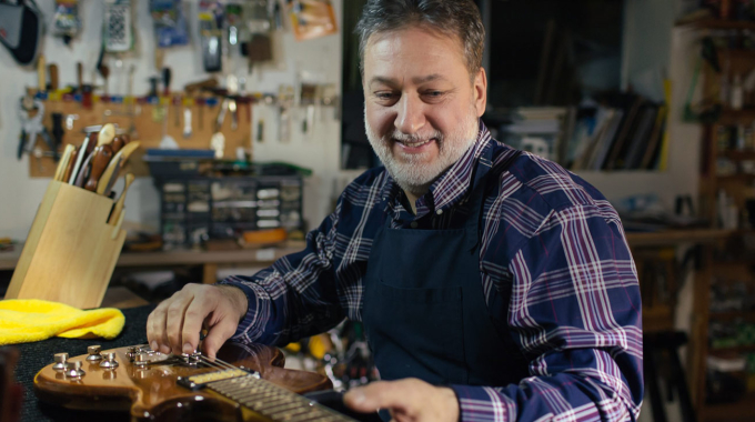 What Makes One Vancouver Guitar Repair Shop Better Than Another?